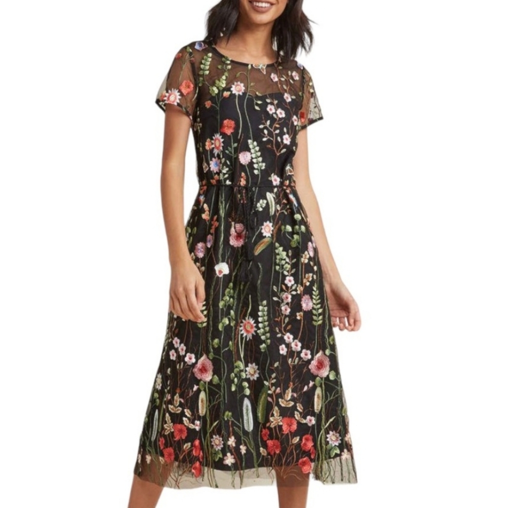Modcloth Black Floral Midi Dress